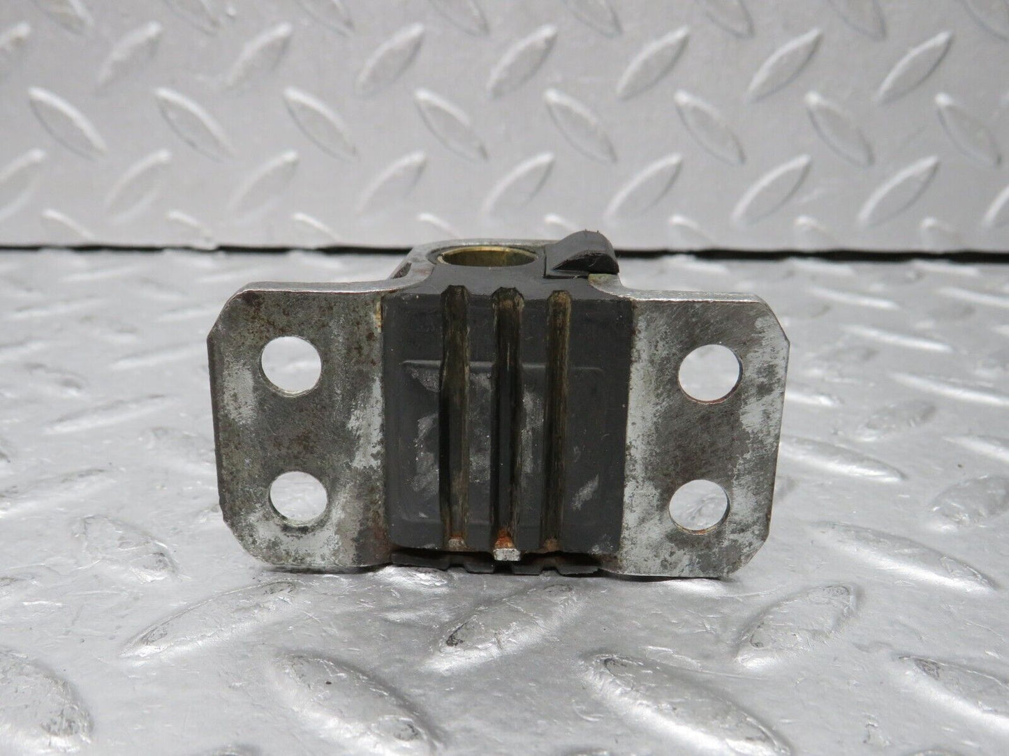 37092 Mercedes-Benz C126 420SEC Coupe Door Lock Latch Right