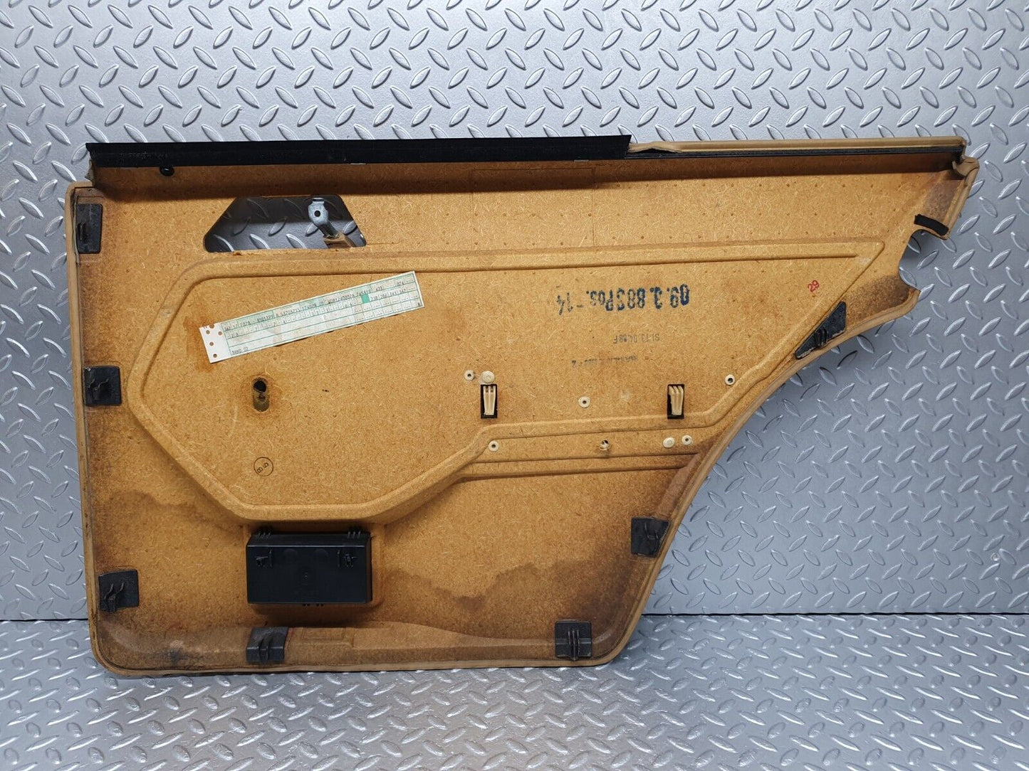41482 Mercedes-Benz W124 200E Rear Left Door Card Palomino