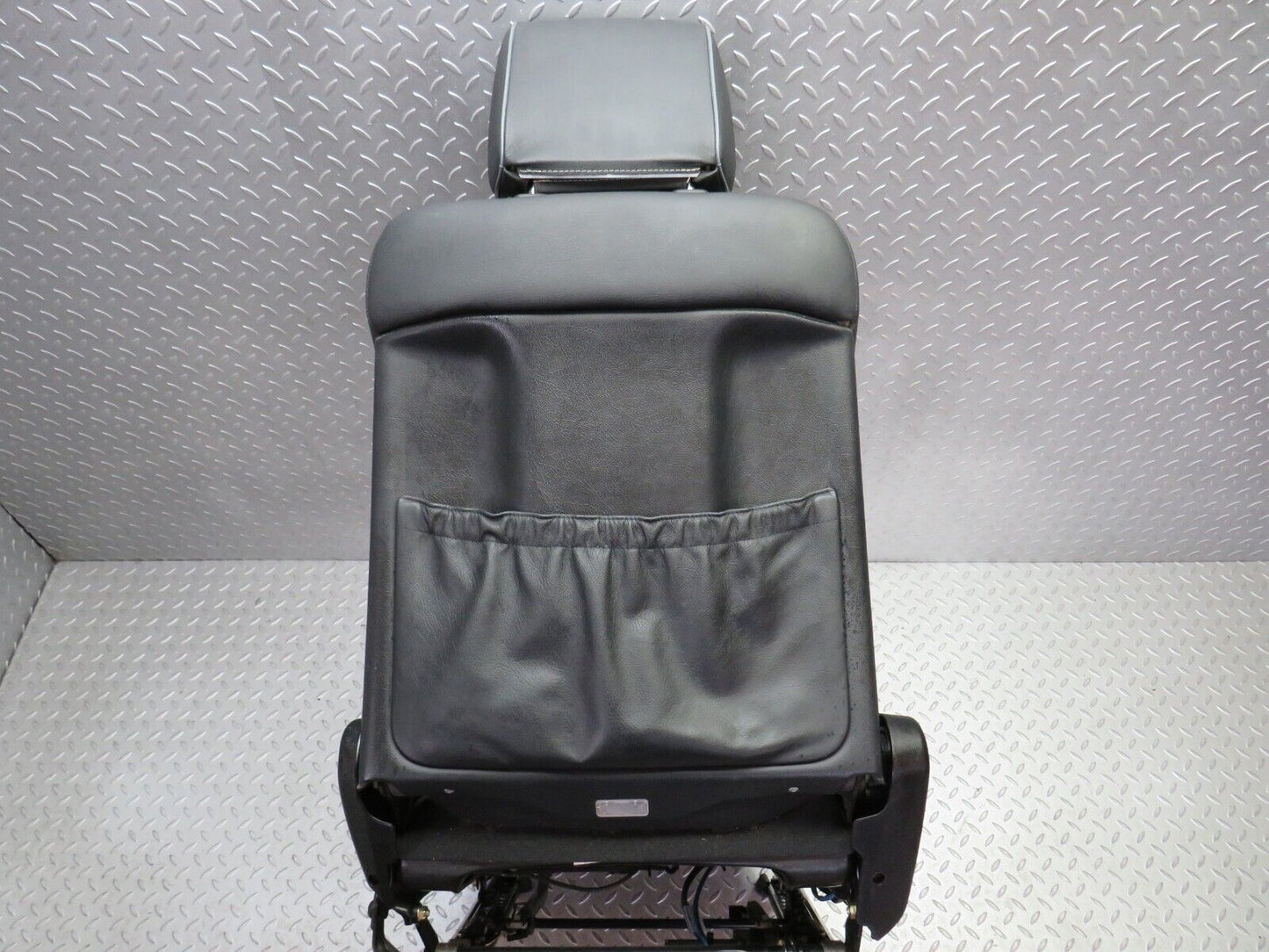 34800 Mercedes-Benz W210 320E Electric Front Right Seat Black Leather