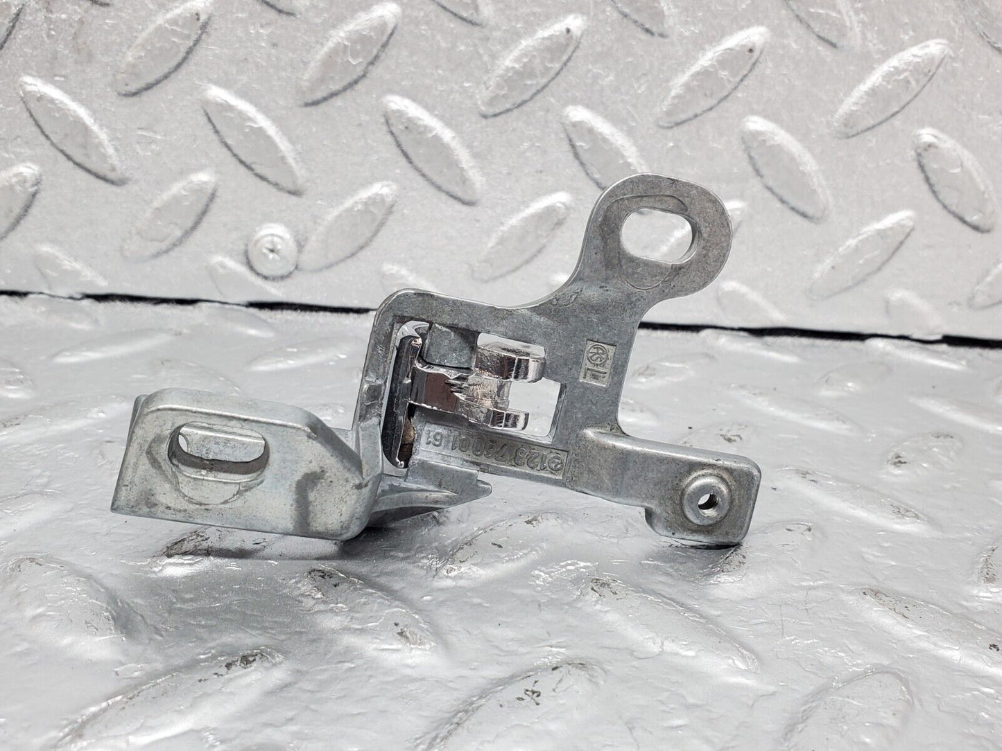 44383 Mercedes-Benz W123 280E Left Interior Door Handle 1237600161