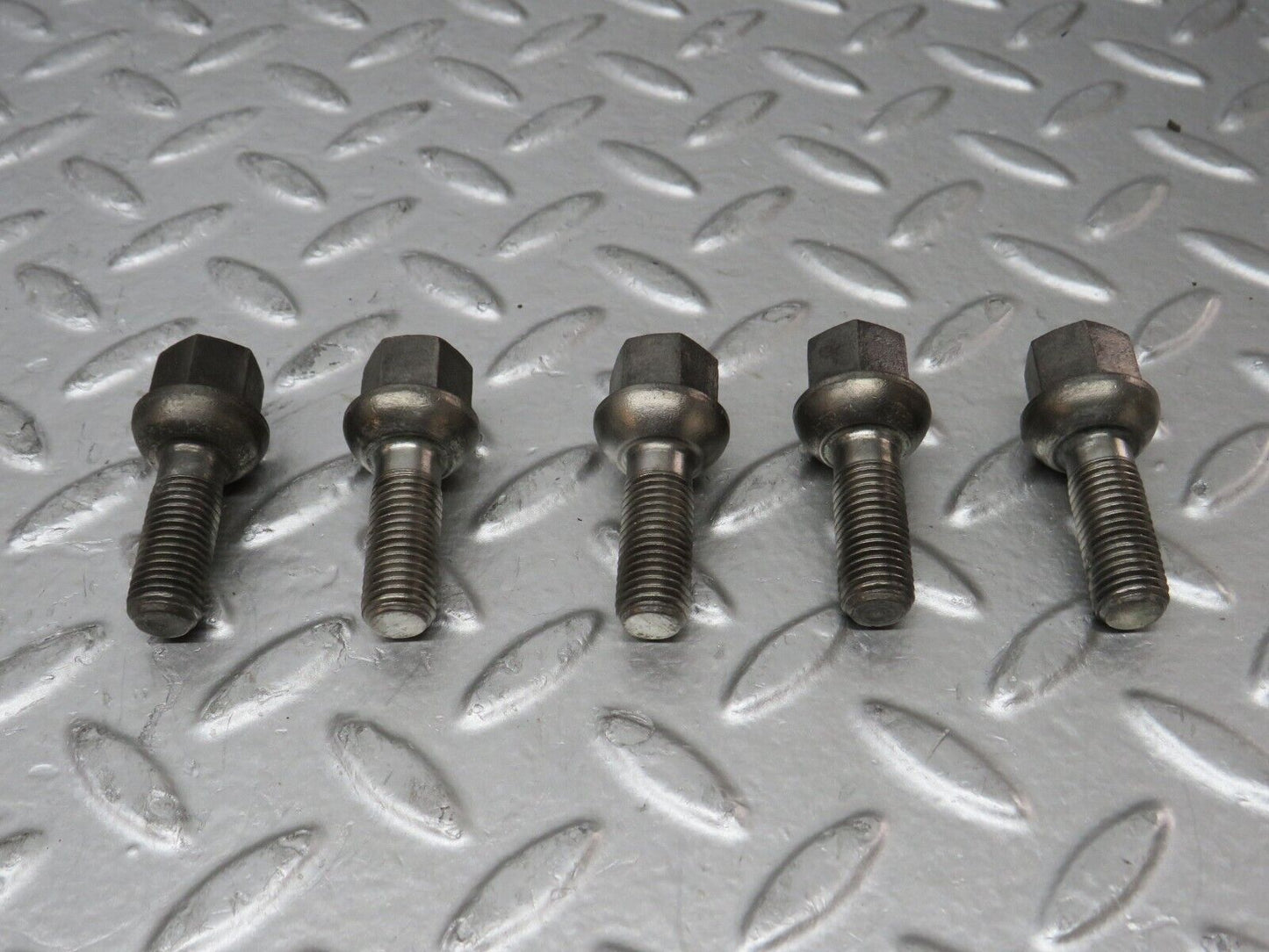 27934 Mercedes-Benz 5x Alloy Wheel Lug Bolt M12x1.5