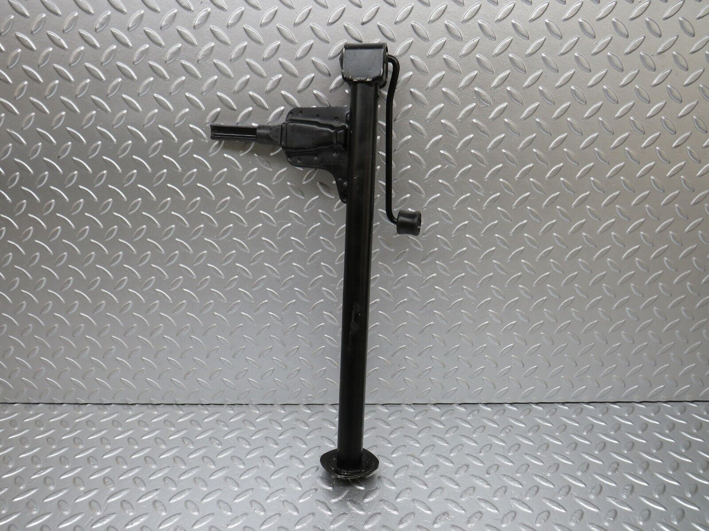 34118 Mercedes-Benz W124 260E Car Jack 1245830115