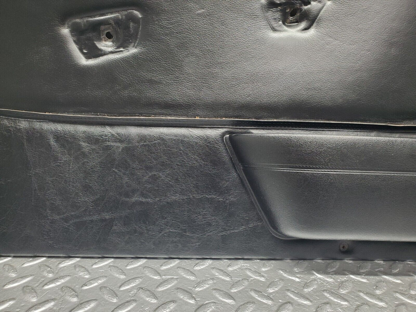 46420 Mercedes-Benz C123 280CE Coupe Left Door Card Black Leather 1237270564