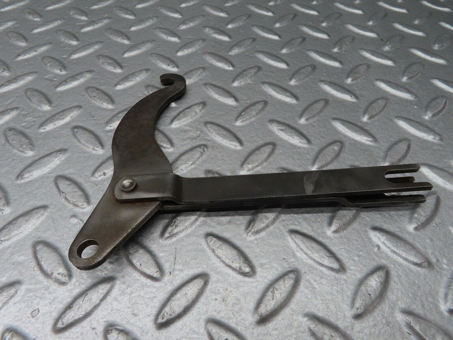 18304 Mercedes-Benz W111 220SE Coupe Rear Right Brake Shoe Accessory Set