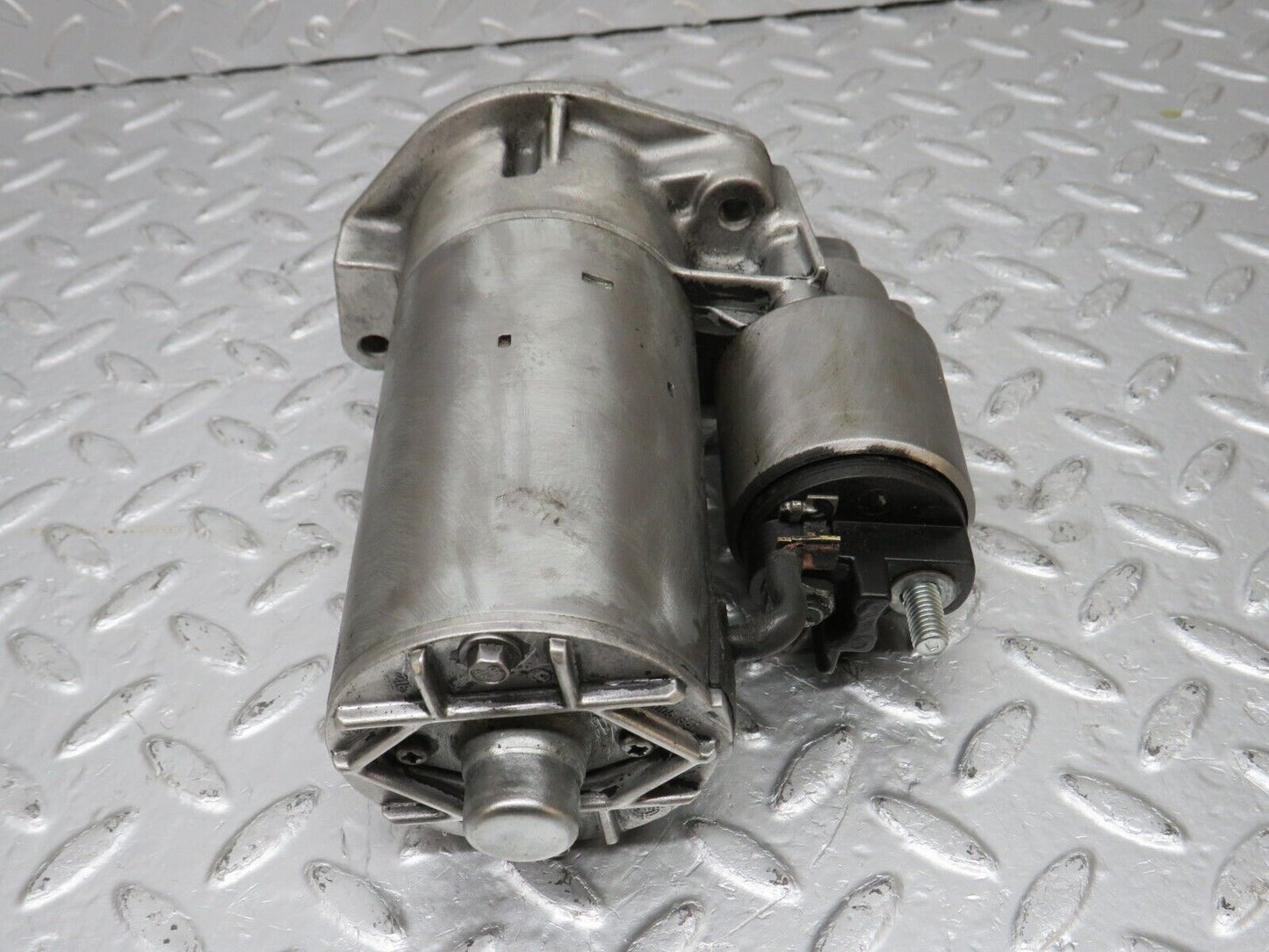 33862 Mercedes-Benz W201 190E 2.0L Starter Motor Bosch 0001108003 0331303053553
