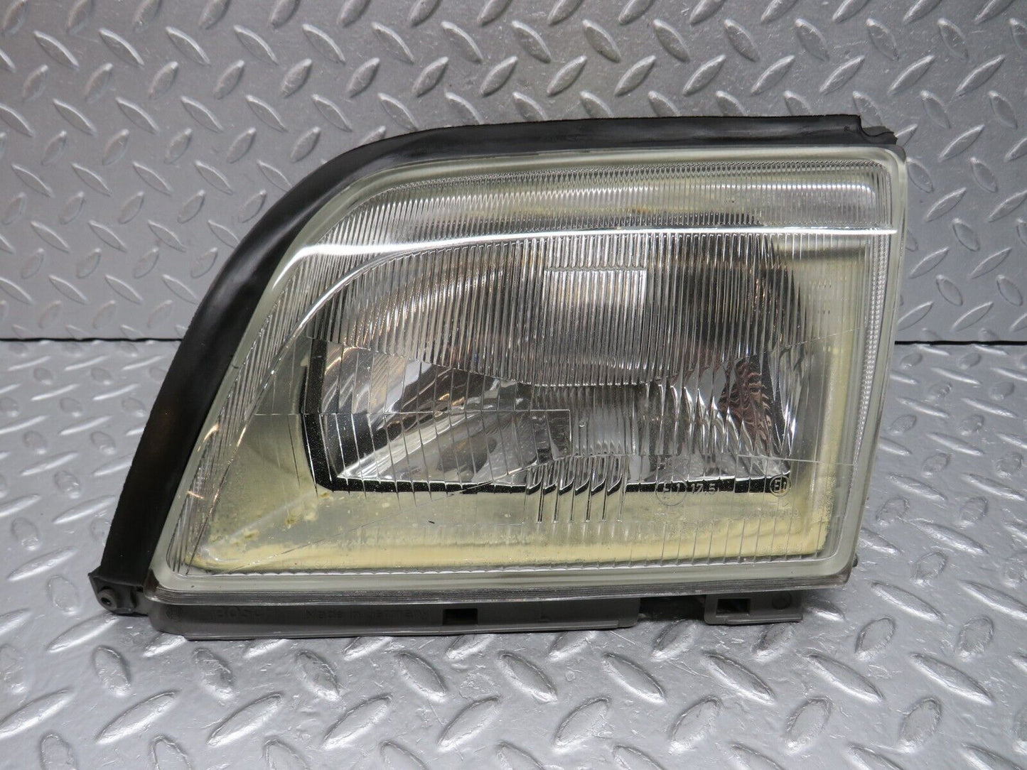 38238 Mercedes-Benz R129 280SL Coupe Headlight Bosch Left 0301090701 1298203761
