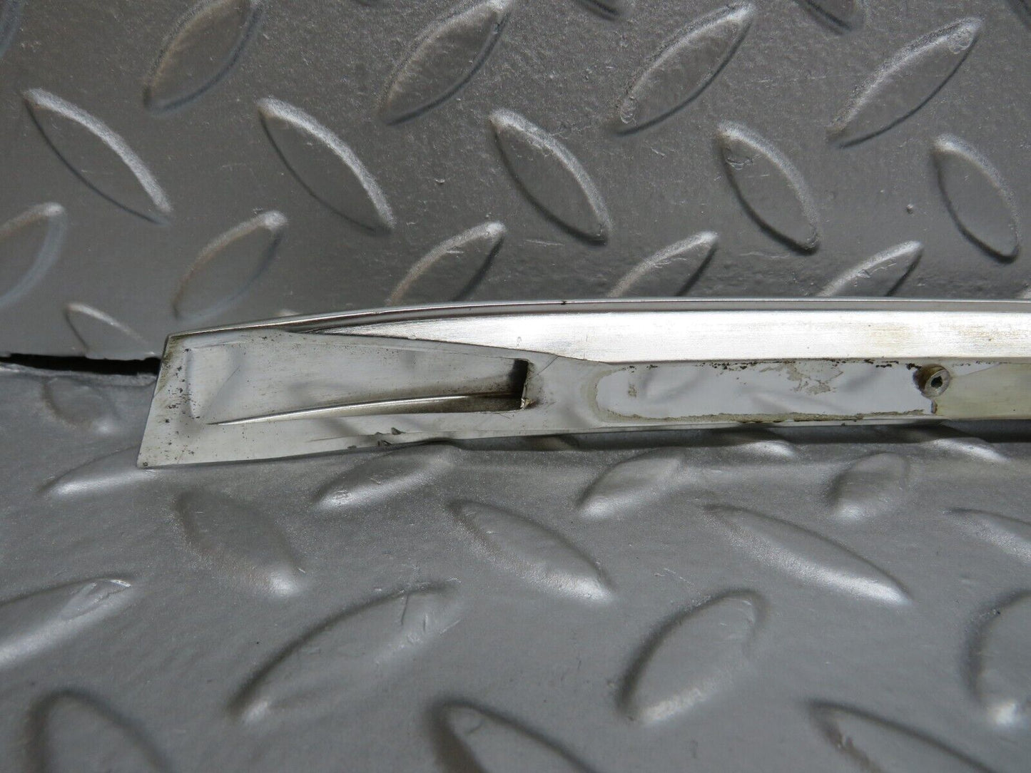 40203 Mercedes-Benz R107 Hardtop Roof Chrome Right Side