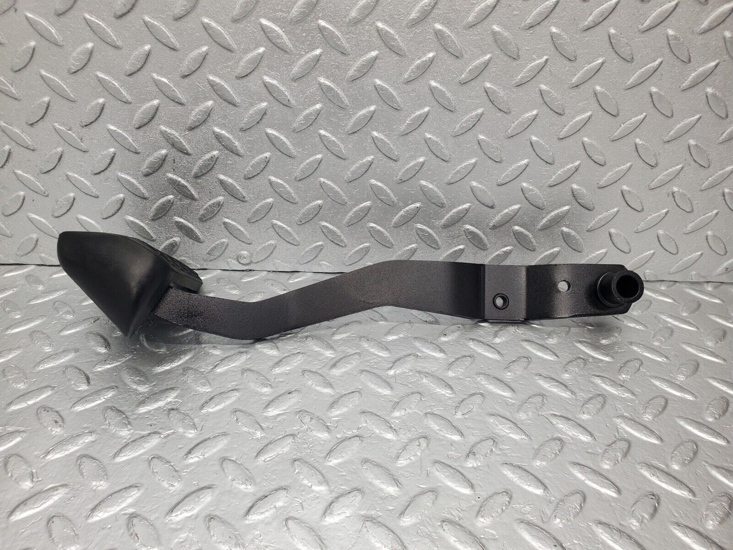 46563 Mercedes-Benz C123 280CE Coupe Brake Pedal With Rubber 1232910082