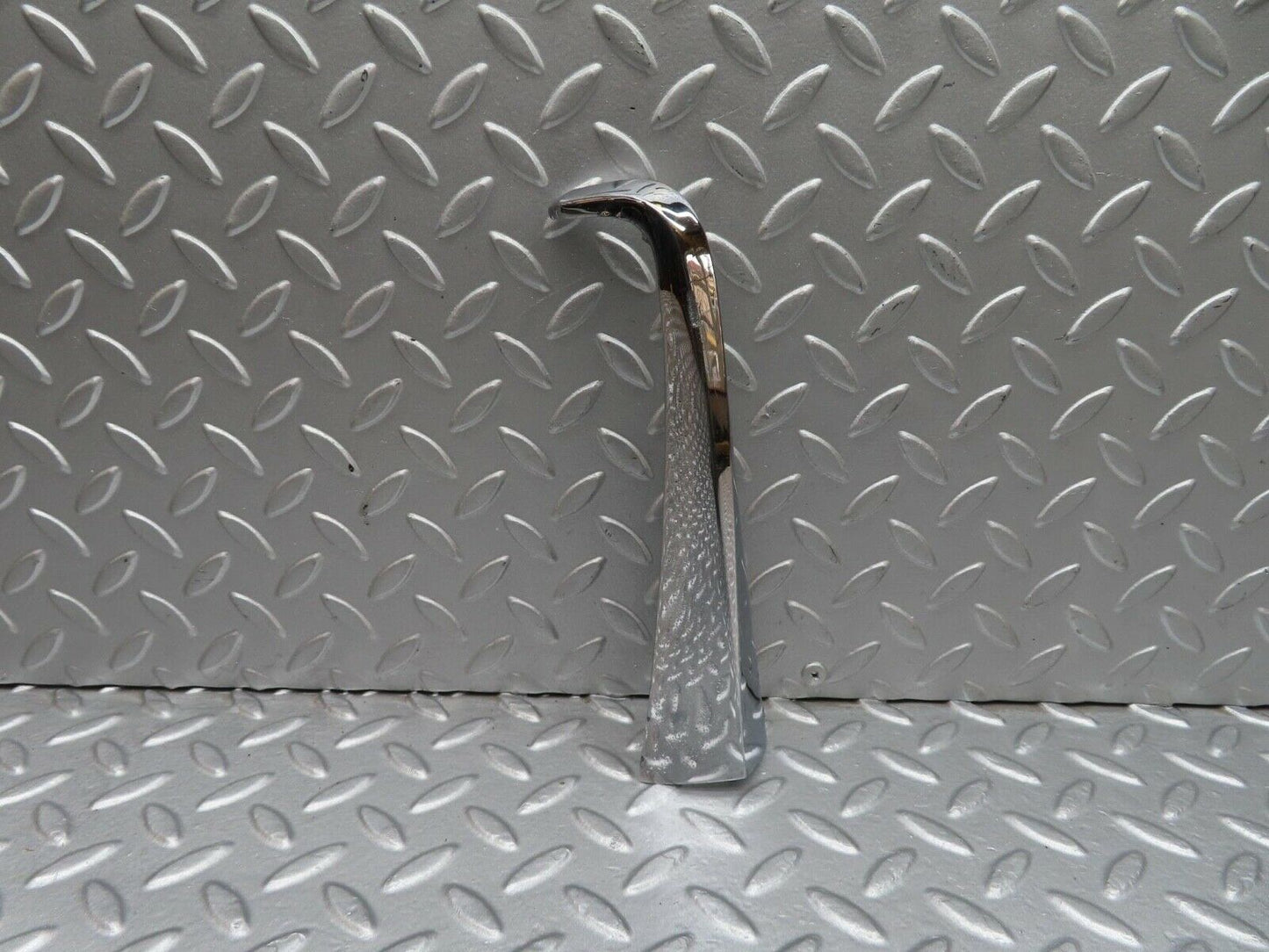 12705 Mercedes-Benz W111 Rear Left Fender Wing Tail Chrome Trim 1116900379