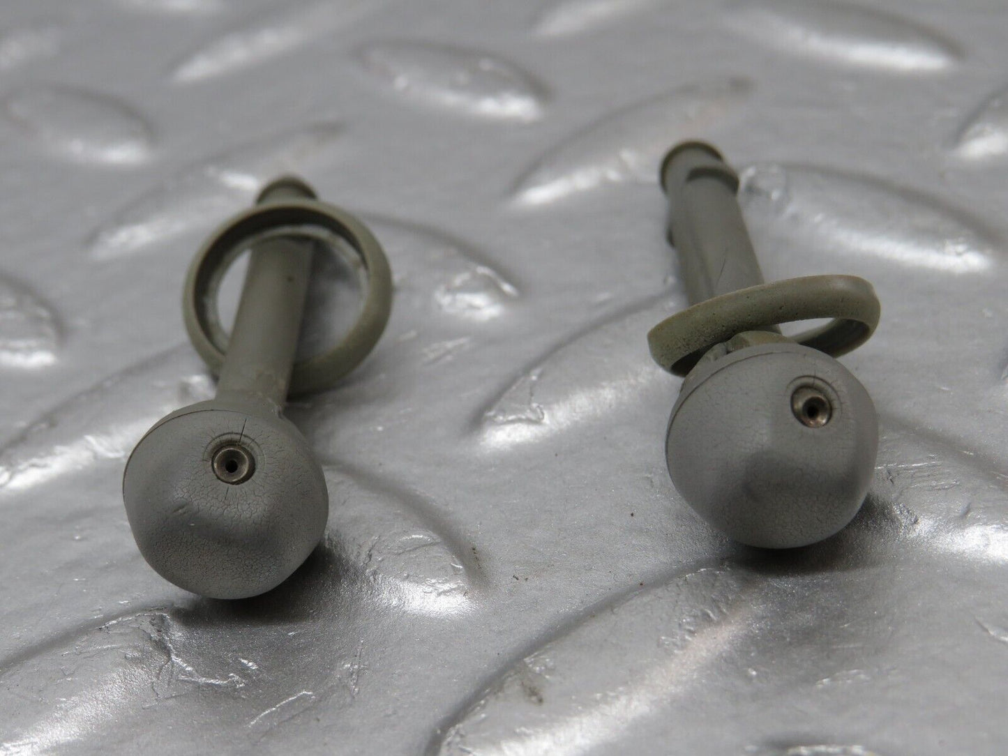 34335 Mercedes-Benz C126 380SEC Coupe Headlight Washer Nozzle