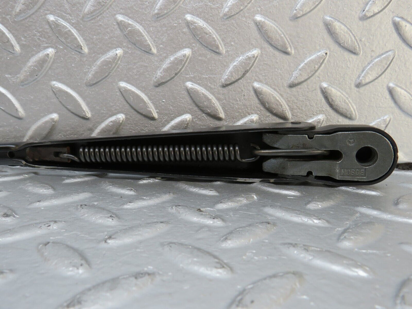 34524 Mercedes-Benz C126 380SEC Coupe Windscreen Wiper Arm Bosch Left Side