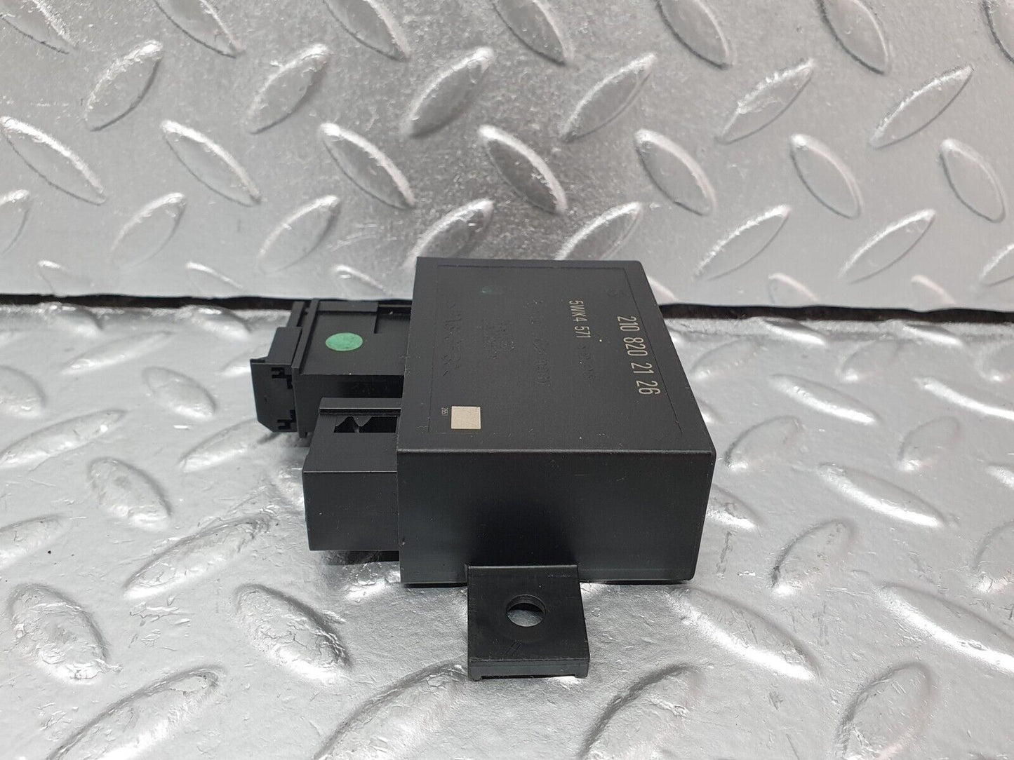 42153 Mercedes-Benz R129 320SL Coupe Remote Central Locking Control Module 2108202126