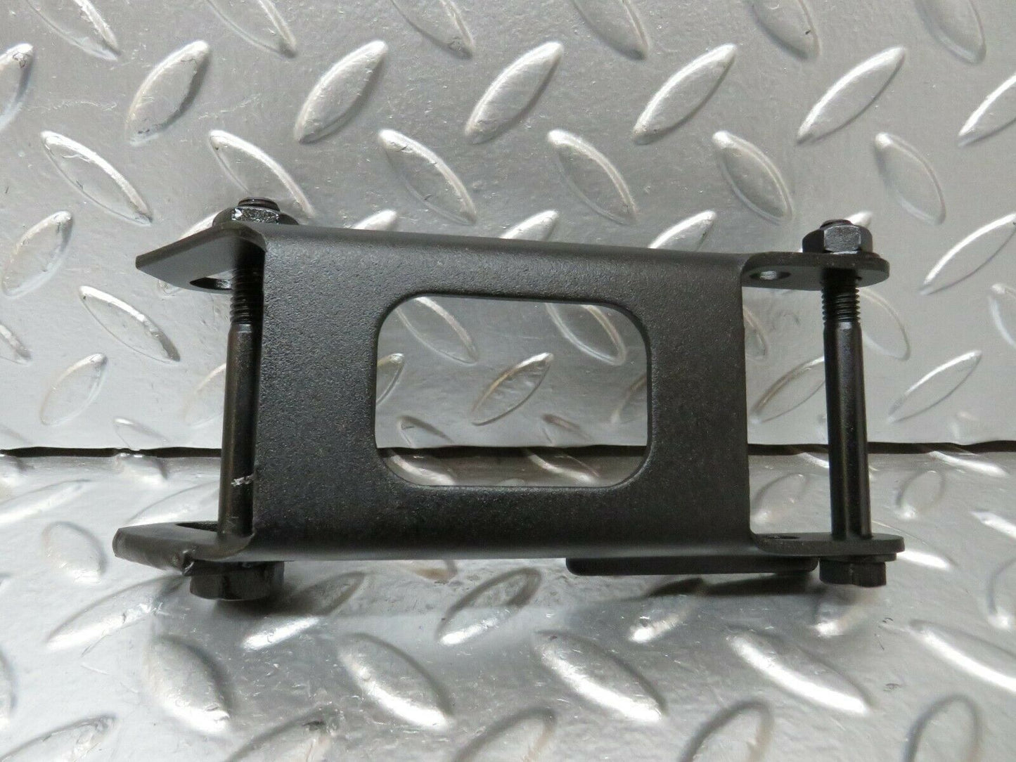 23900 Mercedes-Benz C107 450SLC Coupe Alternator Generator Bracket