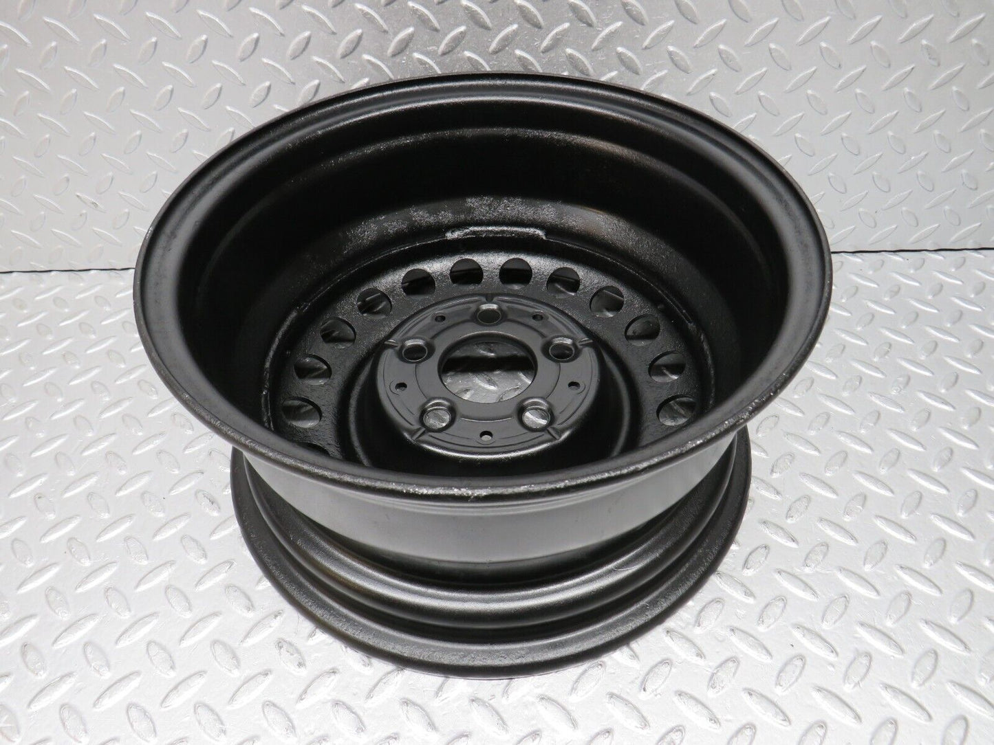 39050 Mercedes-Benz Steel Wheel 6.5Jx14H2 1084000802