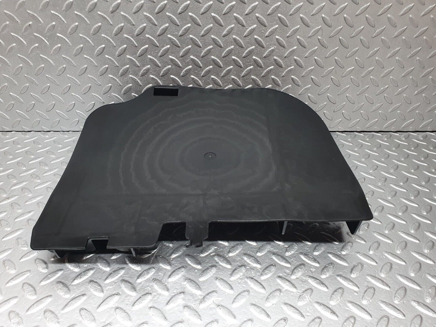 42724 Mercedes-Benz W201 190 2.0L Front Left Floor Cable Channel Cover 2016841137