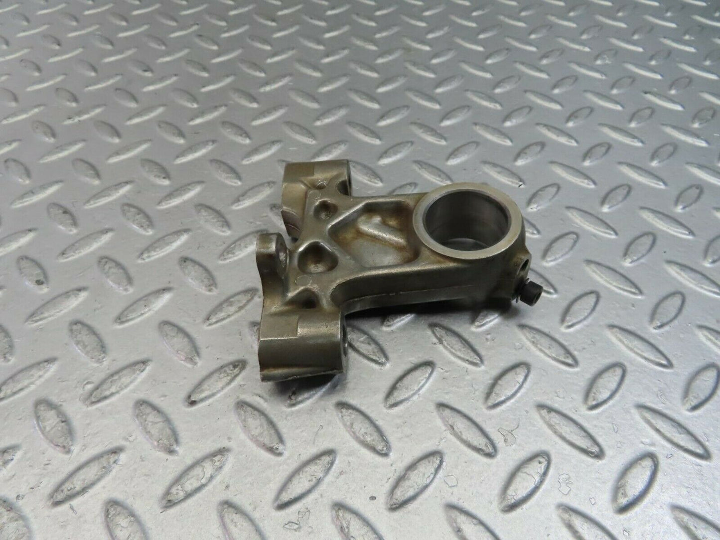 10210 Mercedes-Benz W111 220SE Camshaft Tower Bearing 1800515110