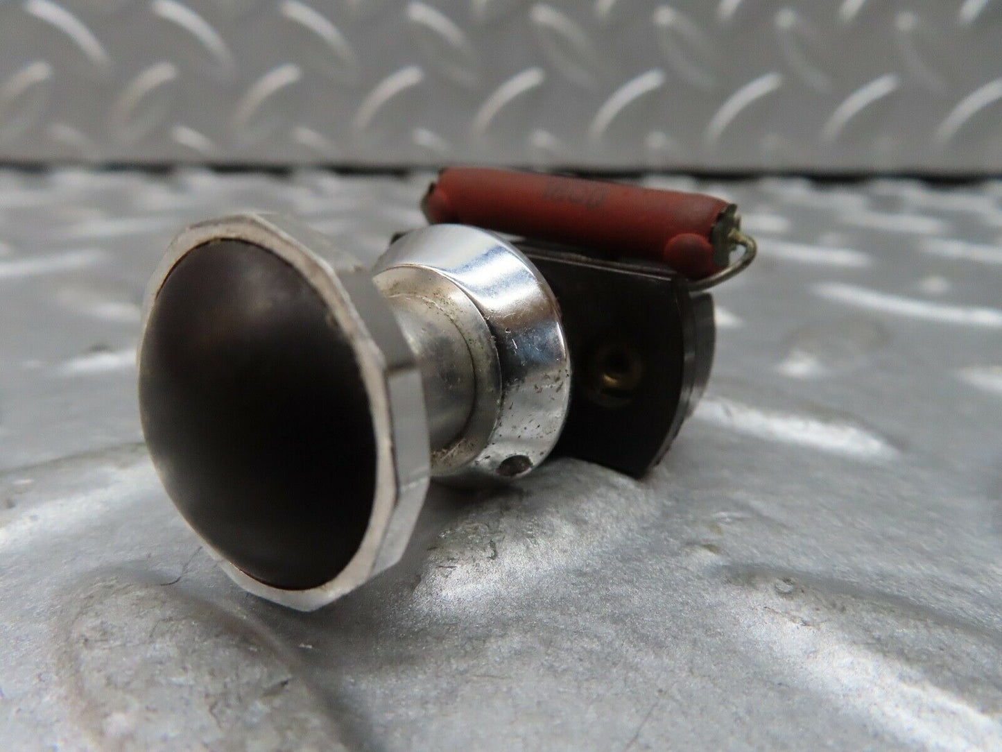 18982 Mercedes-Benz W121 190b Ponton Bakelite Switch 2612