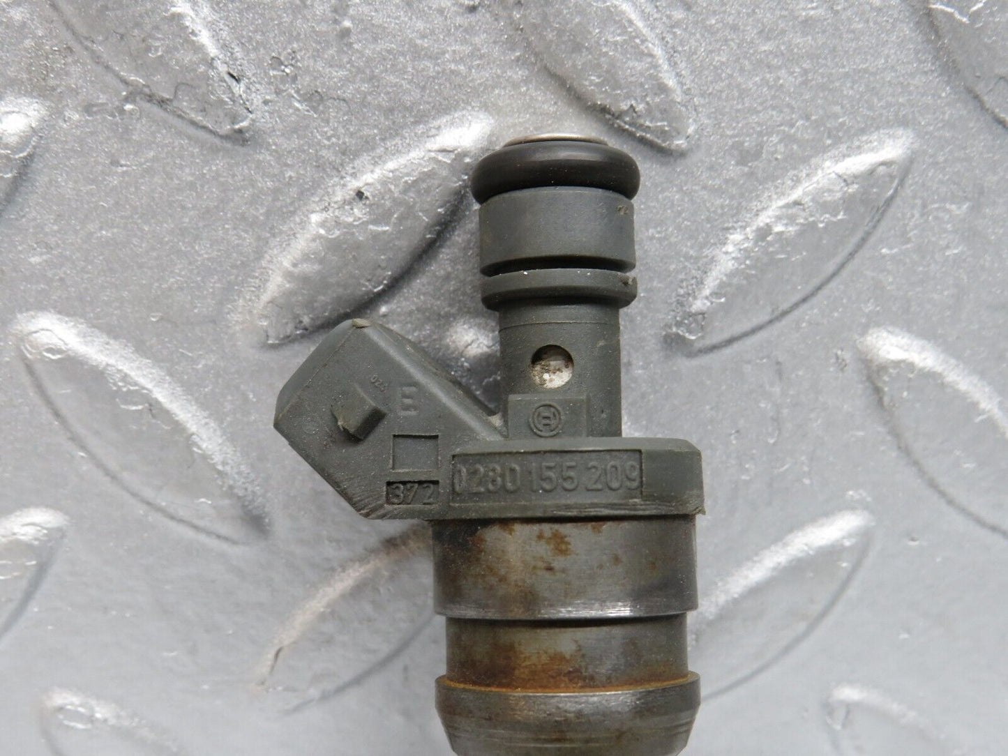 38655 Mercedes-Benz R129 280SL Coupe Fuel Injector Bosch 0000787323 0280155209