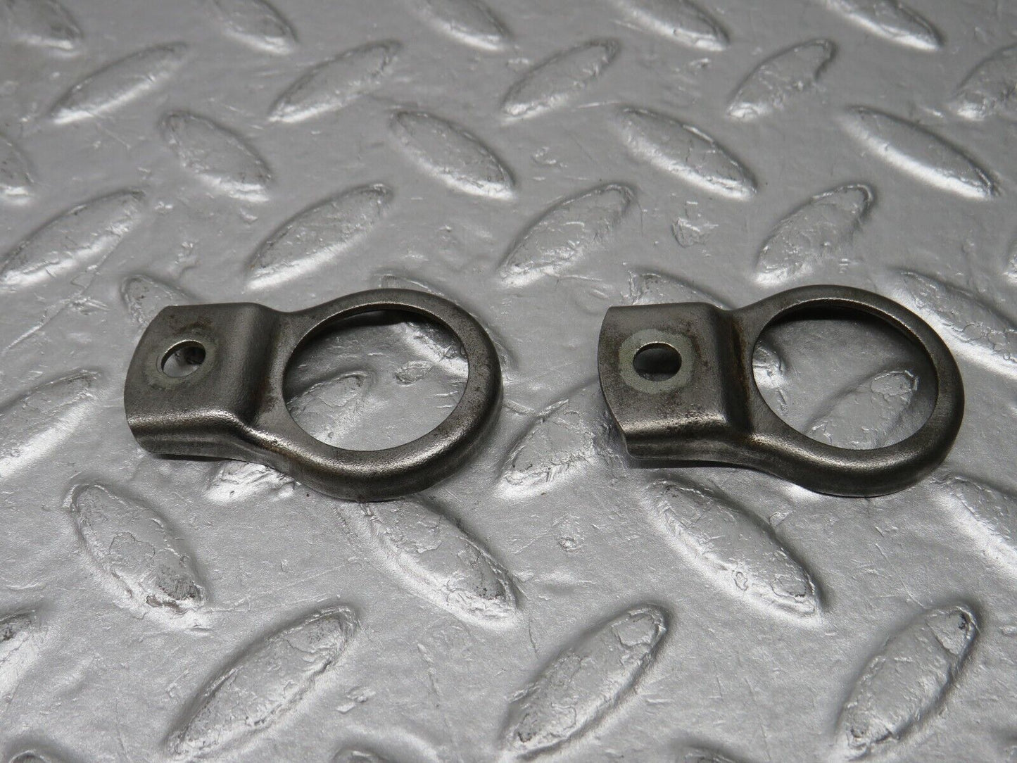 37567 Mercedes-Benz W109 300SEL Fuel Injector Bracket