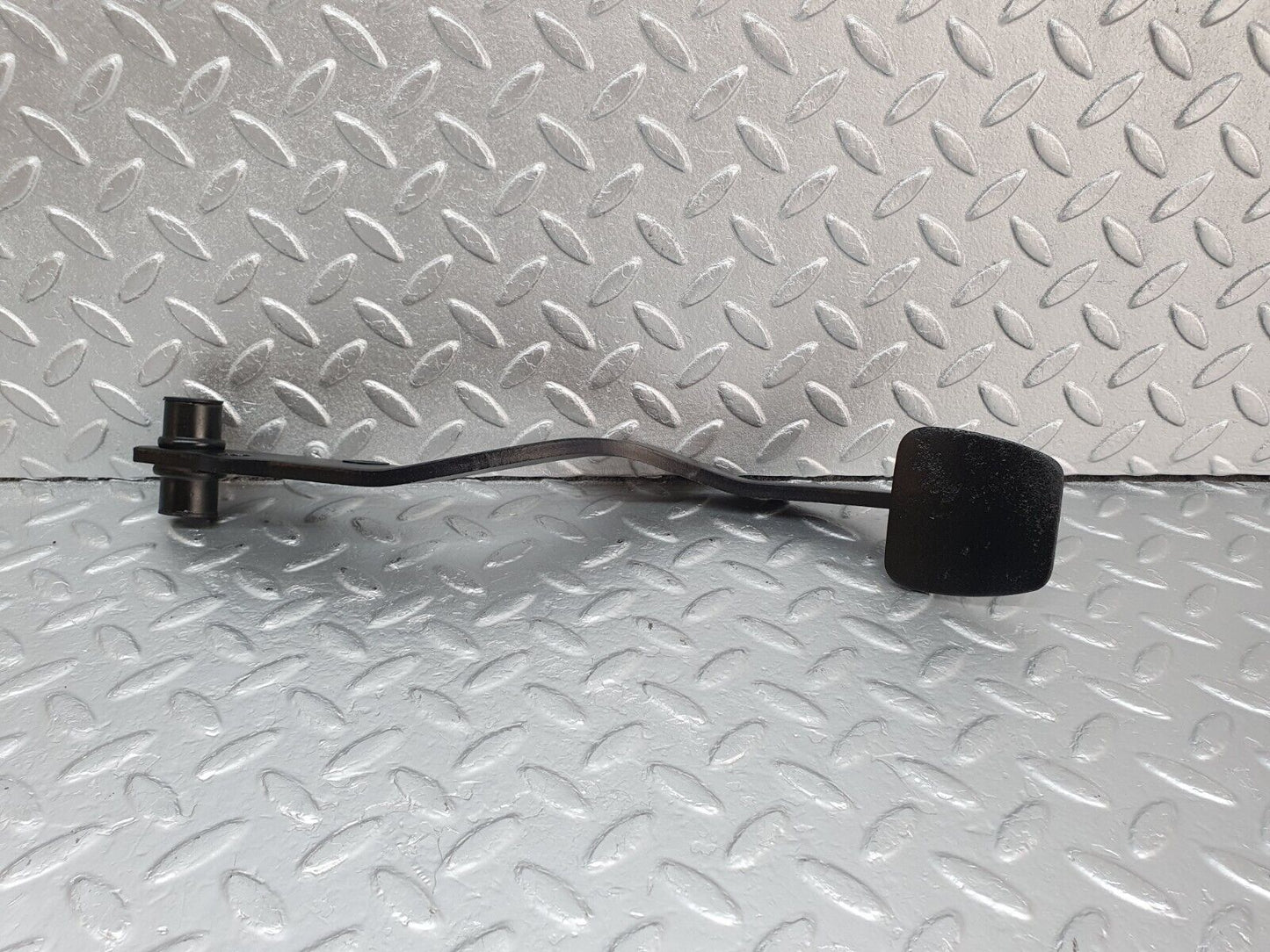 43141 Mercedes-Benz W108 280SE Brake Pedal