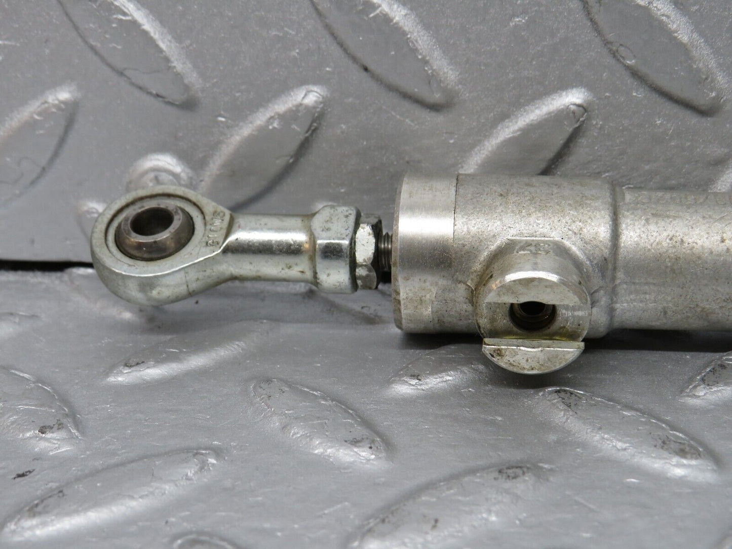 38573 Mercedes-Benz R129 280SL Coupe Roof Folding Hydraulic Cylinder 1298002072