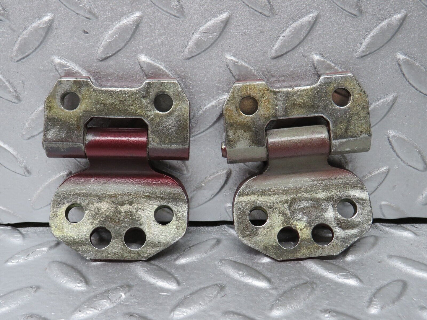 38337 Mercedes-Benz R129 280SL Coupe Right Door Hinge