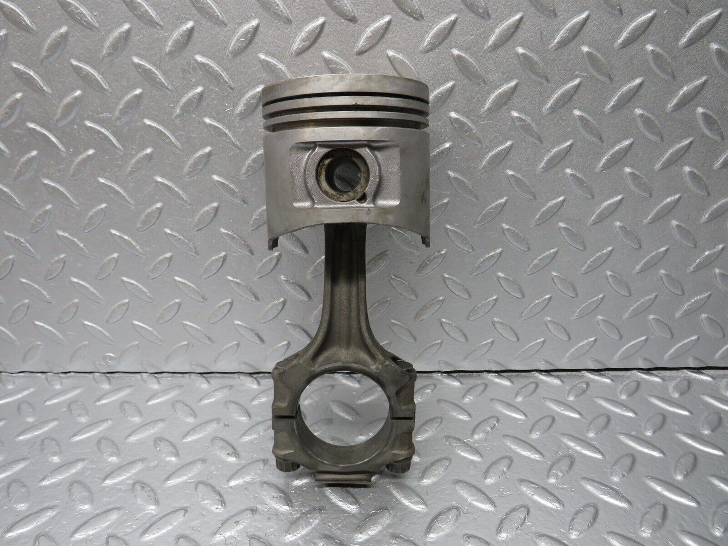 40024 Mercedes-Benz R107 350SL Piston With Connecting Rod 92.00mm