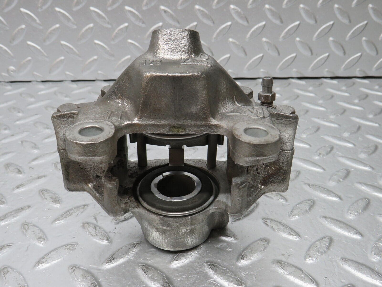 30886 Mercedes-Benz W201 190E Rear Left Brake Caliper Ate 128