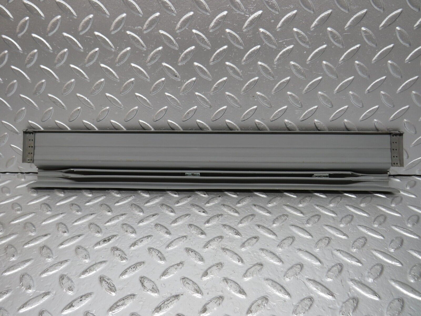 31208 Mercedes-Benz S124 220TE Wagon Rear Right Door Sill Trim