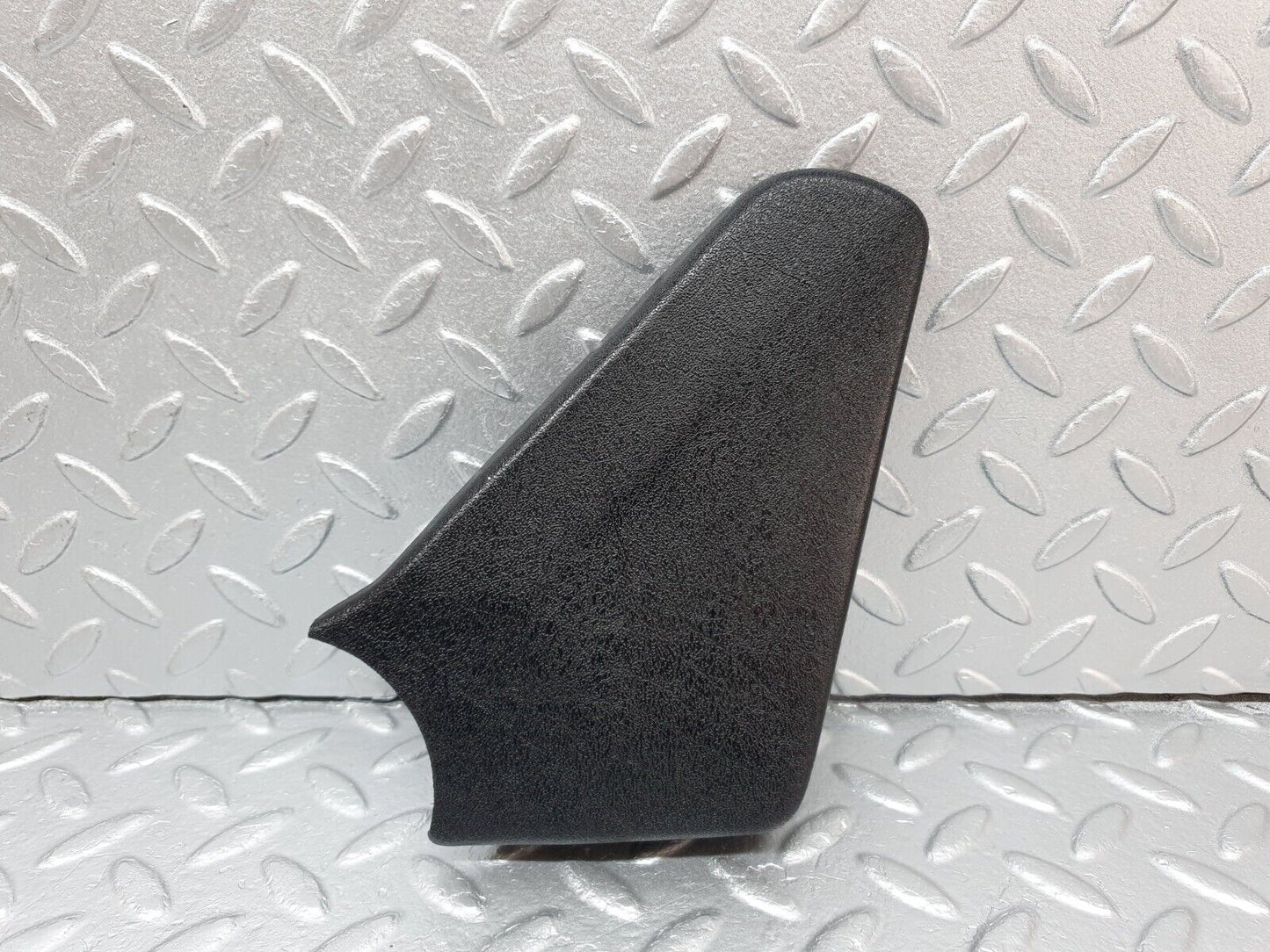 40789 Mercedes-Benz W126 Front Right Seat Cover Trim Black 1269180230