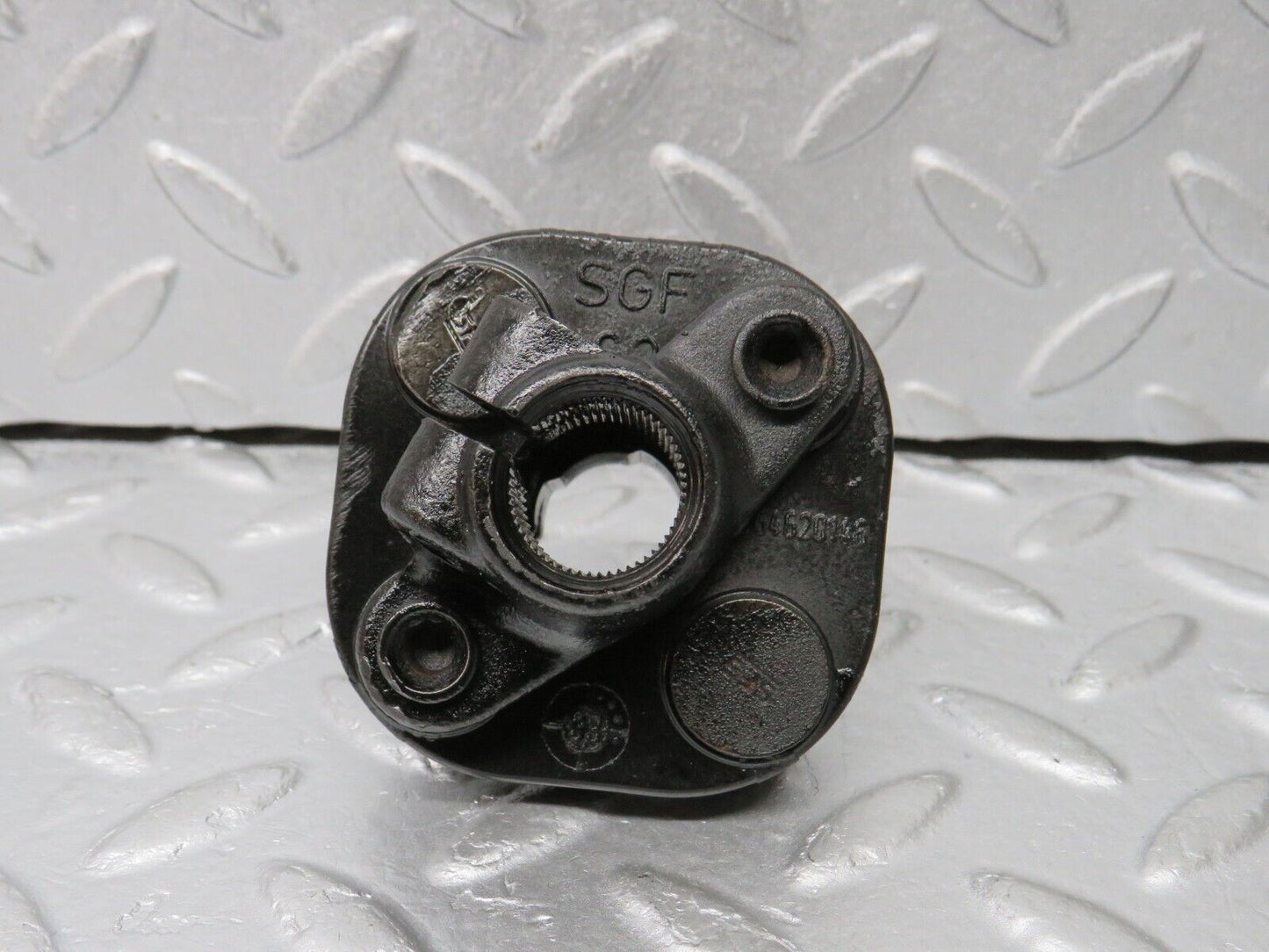38794 Mercedes-Benz W201 190E 2.6L Steering Column Lower Shaft Connector 1264620146