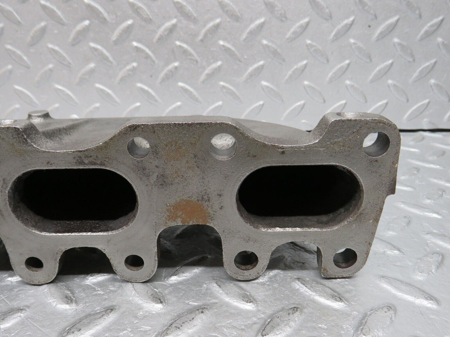 38159 Mercedes-Benz A124 320E Cabriolet Exhaust Manifold 4-6 1041423601