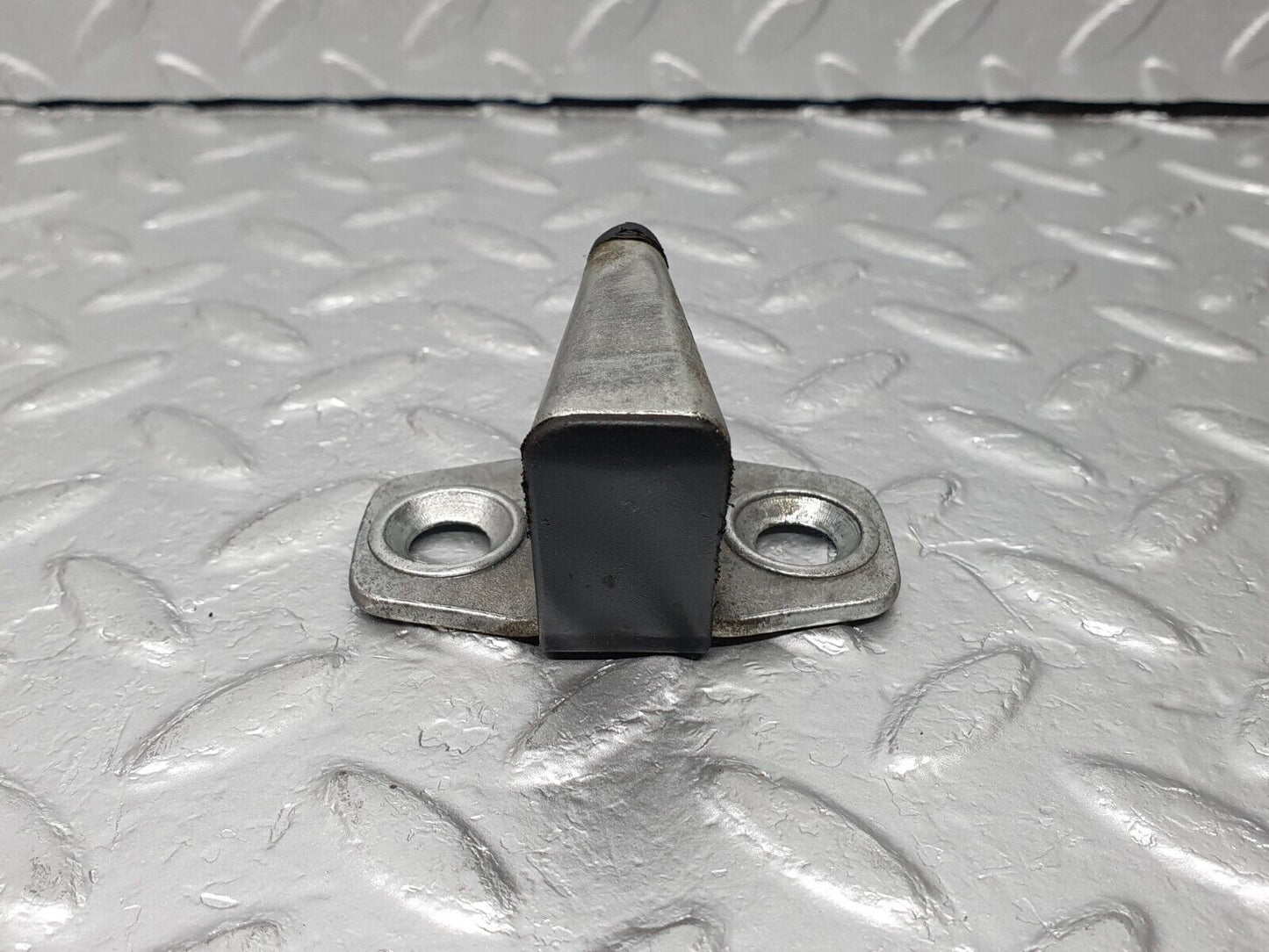 41693 Mercedes-Benz W124 200E Door Lock Latch