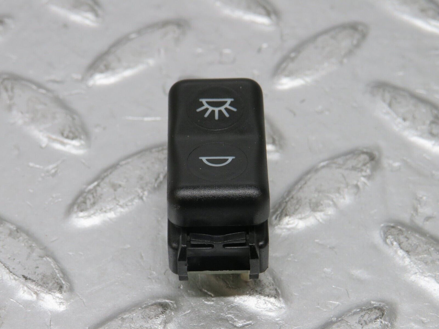 32463 Mercedes-Benz S124 300TE Rear Interior Dome Light Switch 1248203210