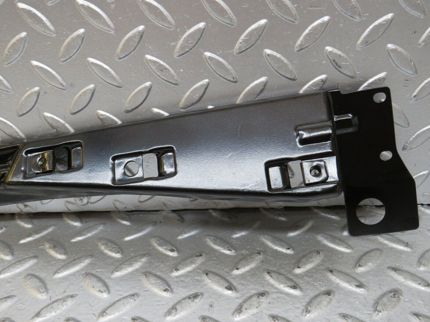 26506 Mercedes-Benz C124 220CE Coupe Rear Window Channel Support Right Side