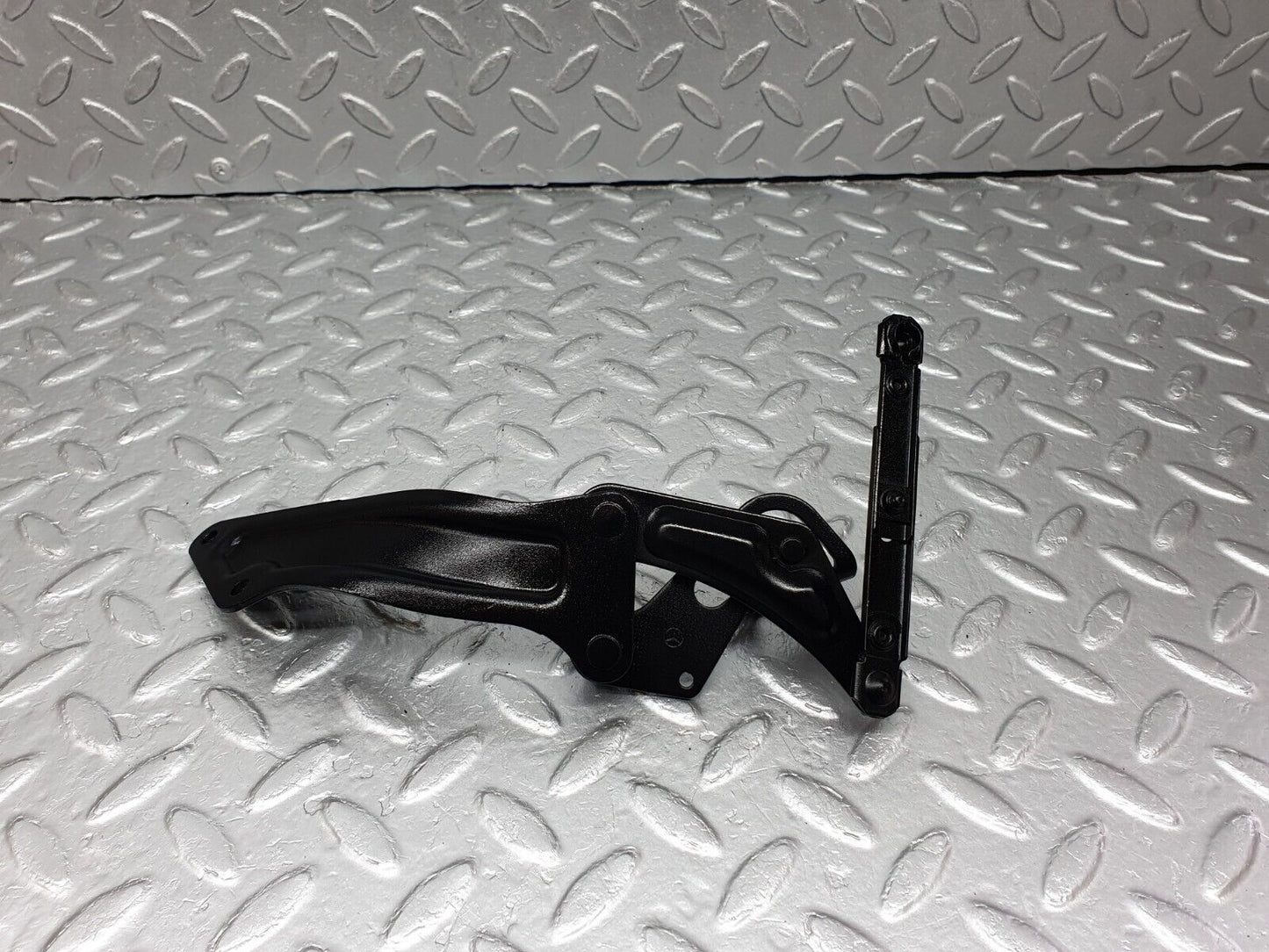 41506 Mercedes-Benz W124 200E Throttle Linkage