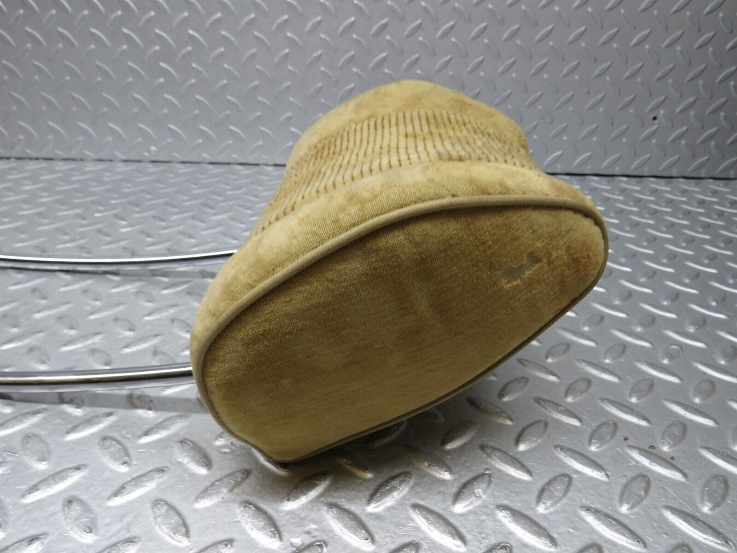 37078 Mercedes-Benz C126 420SEC Coupe Left Headrest