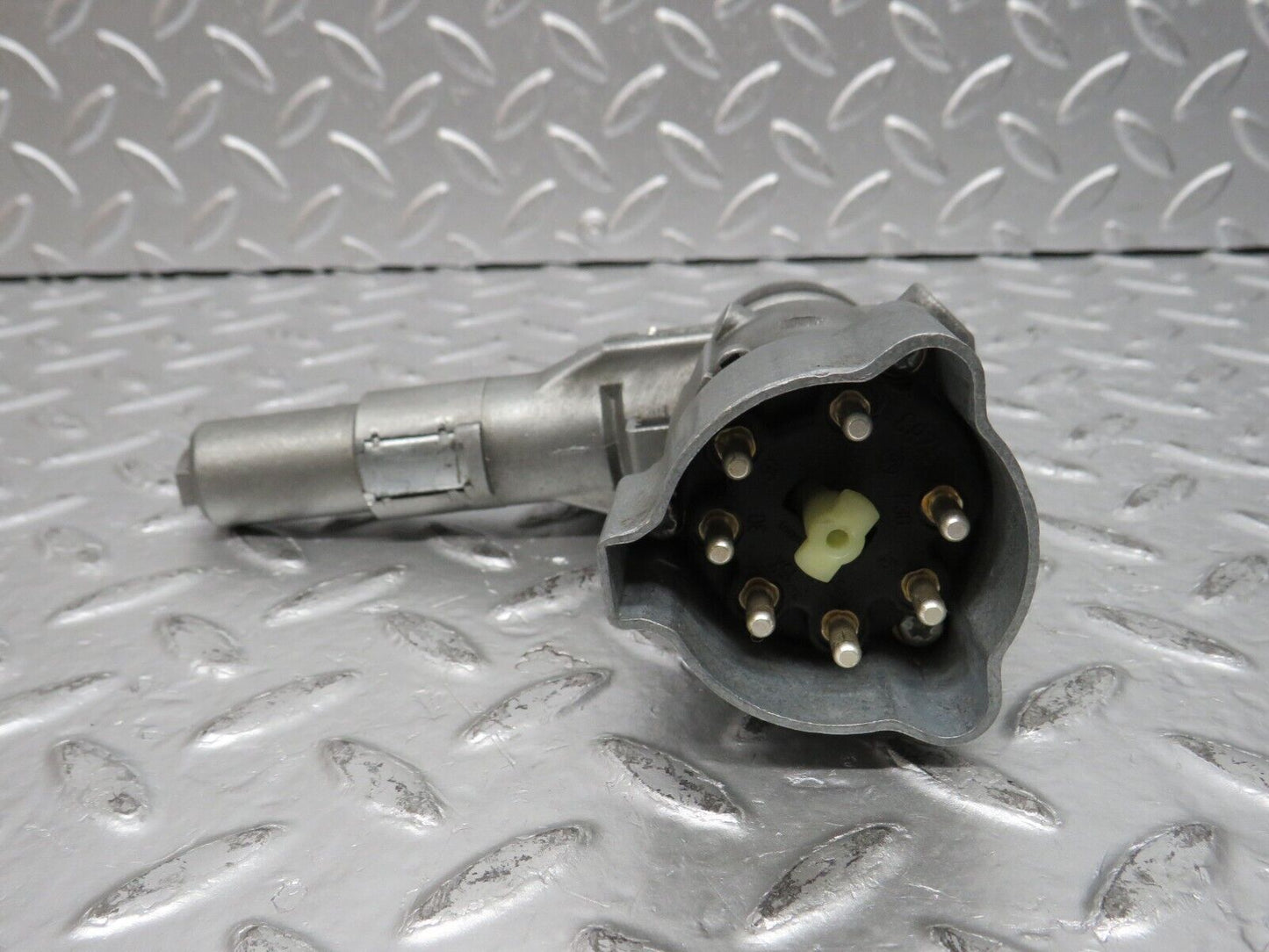 31513 Mercedes-Benz S124 300TE Wagon Steering Lock Ignition Switch With Key