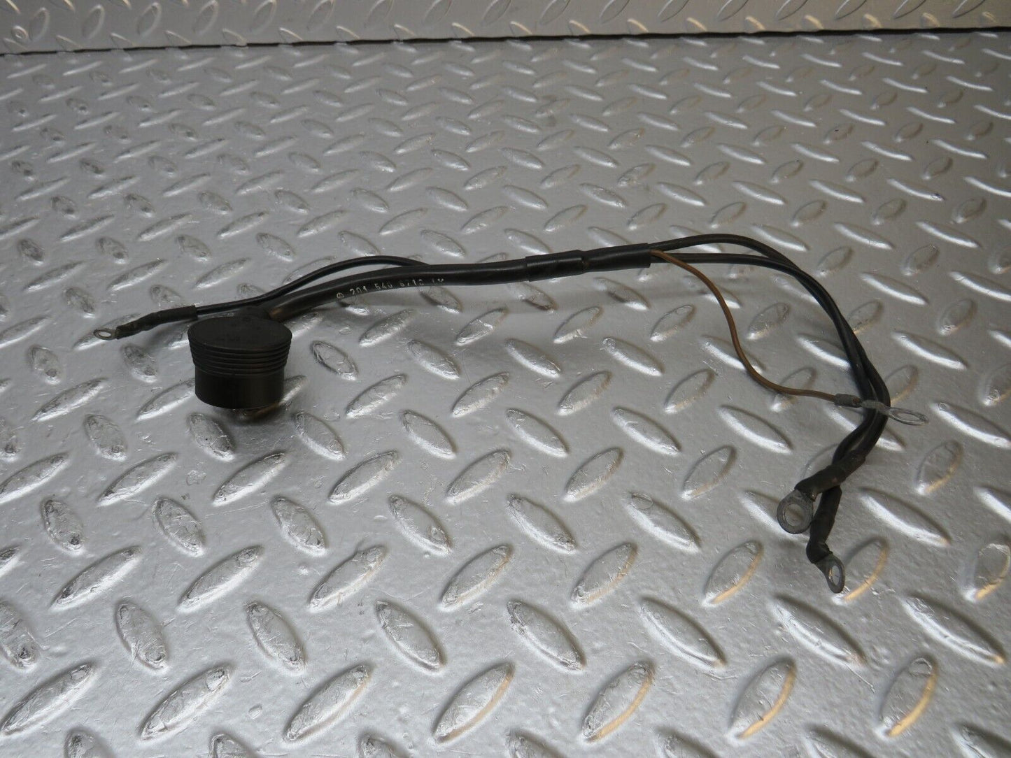 31832 Mercedes-Benz W201 190LE 1.8L Ignition Coil Cable 2015408710