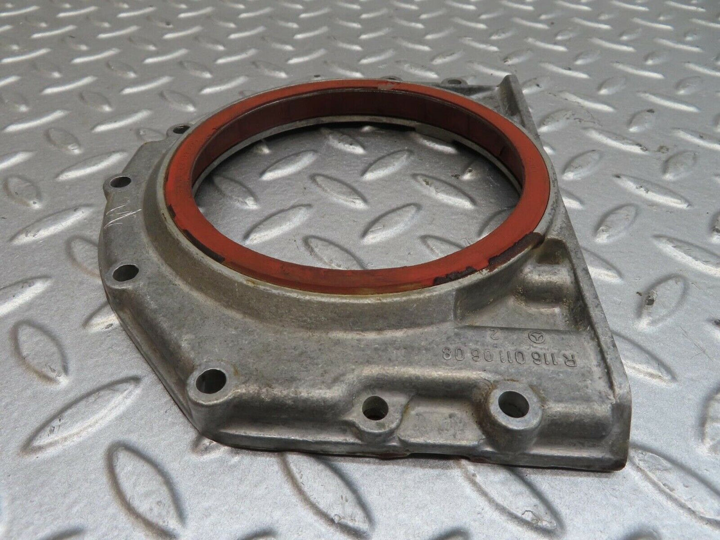 13778 Mercedes-Benz R107 450SL Crankshaft Rear Sealing Cover 1160110608