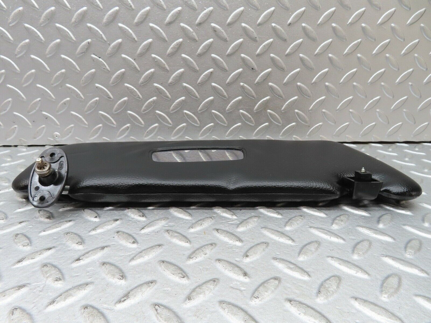 19039 Mercedes-Benz W123 300D Sun Visor Right Side Black