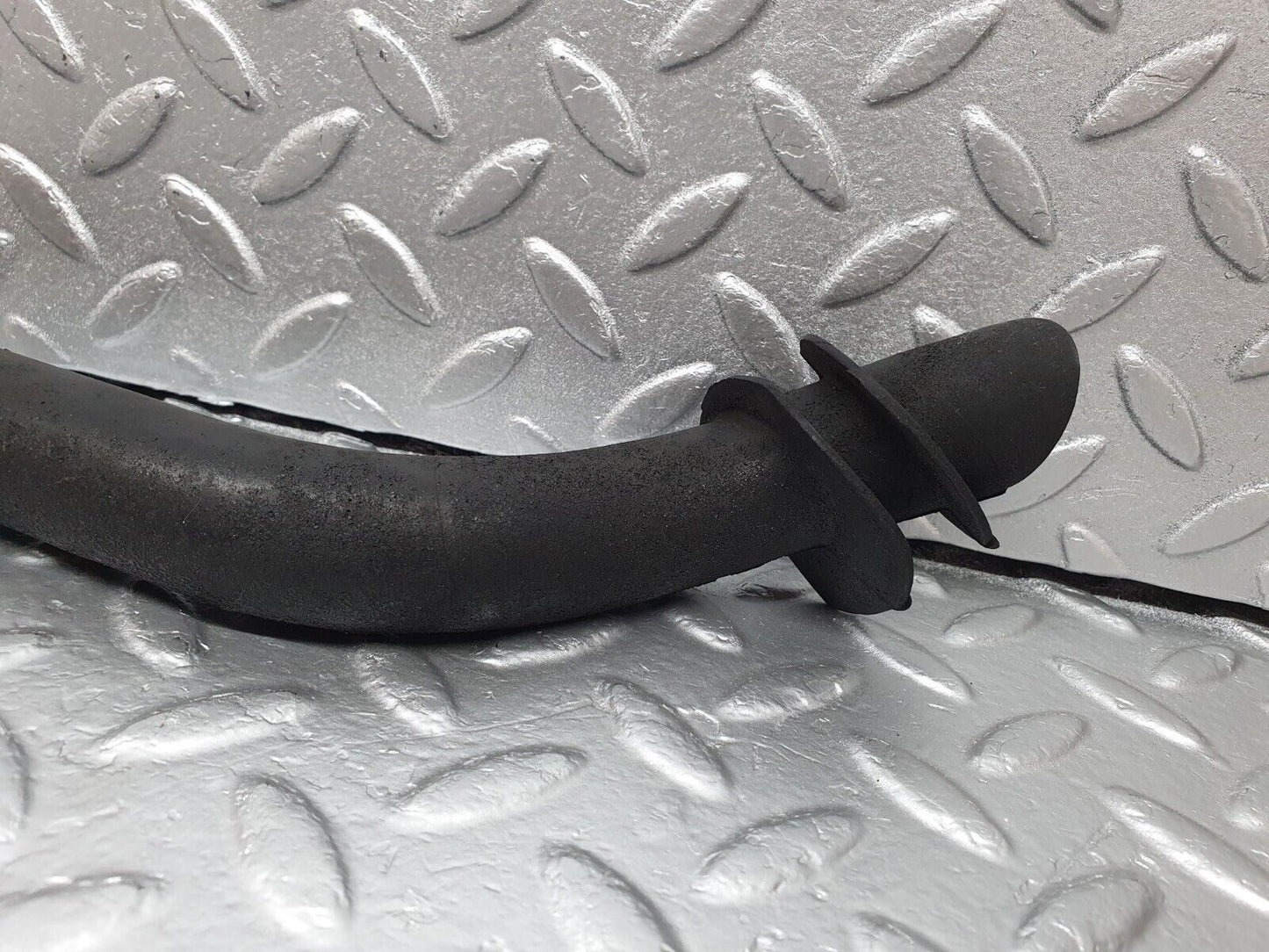 42551 Mercedes-Benz R129 320SL Coupe Water Drain Hose Pipe 1296280469