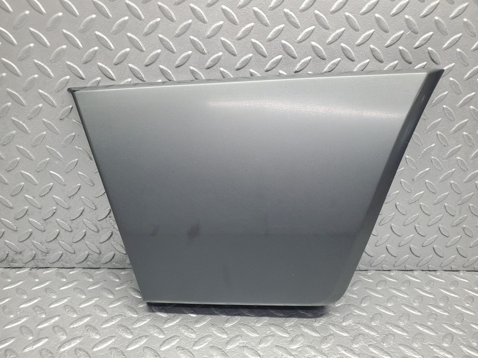 W201 Baby Benz rear right fender wing moulding trim used OEM