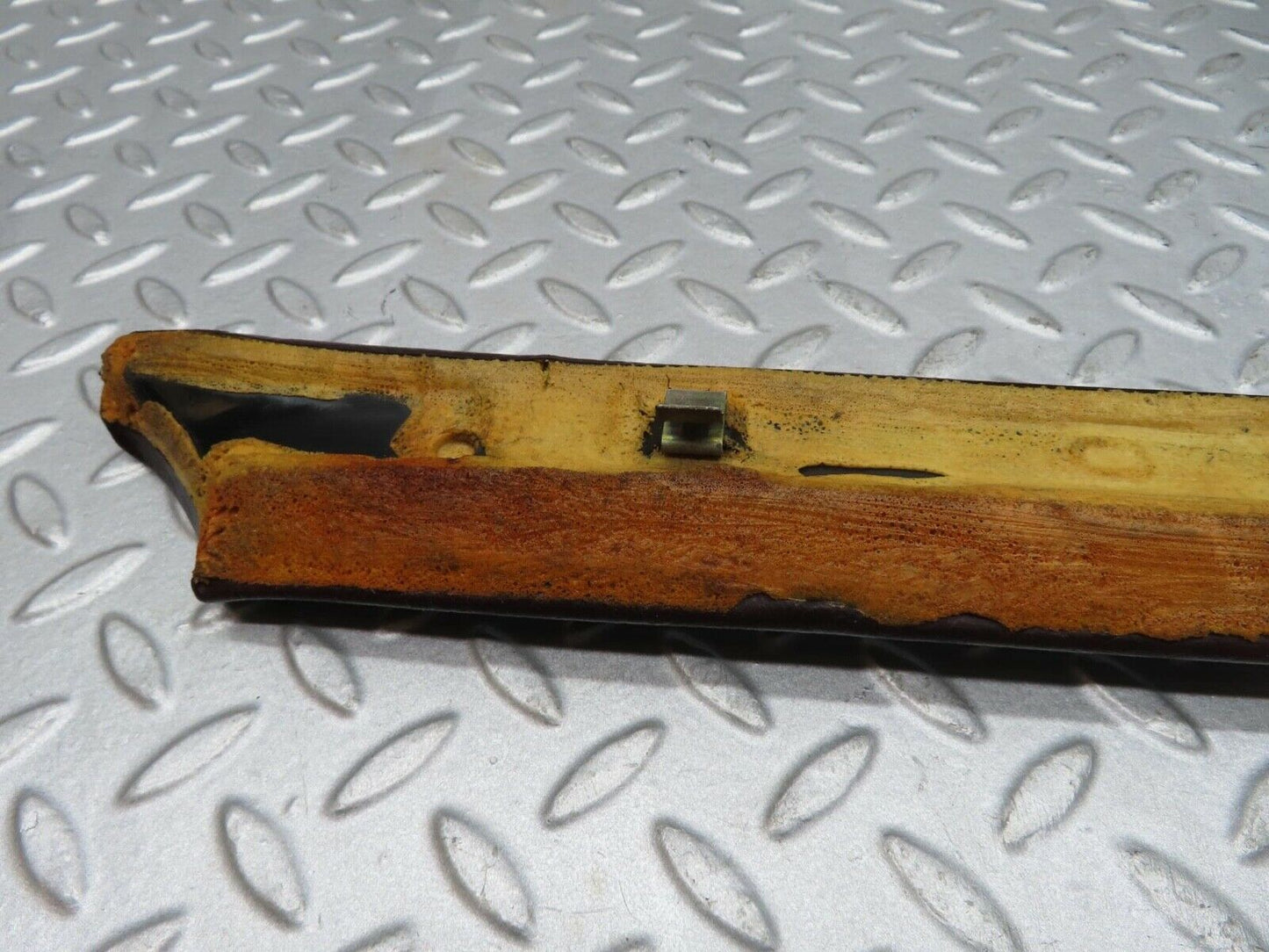 12247 Mercedes-Benz W108 280SE 3.5 A Pillar Trim Cover Left Brown