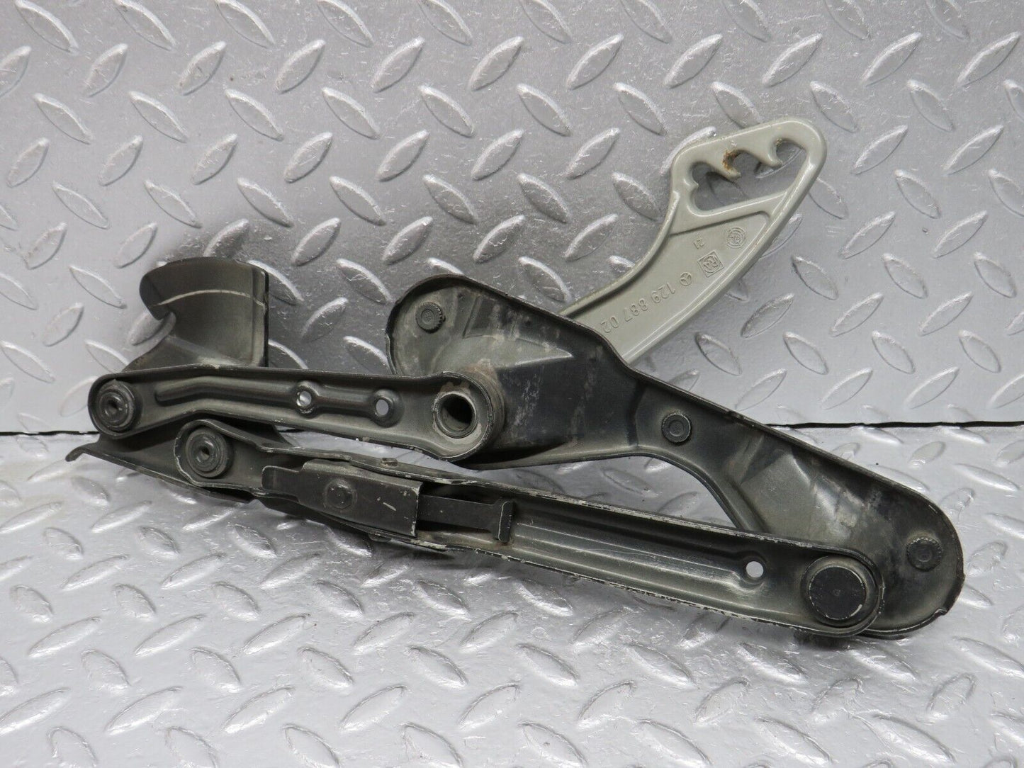 38040 Mercedes-Benz A124 320E Cabriolet Bonnet Hinge Right Side 1298870274