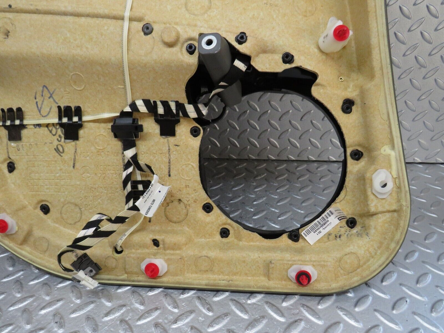 35102 Mercedes-Benz W221 Rear Right Door Card