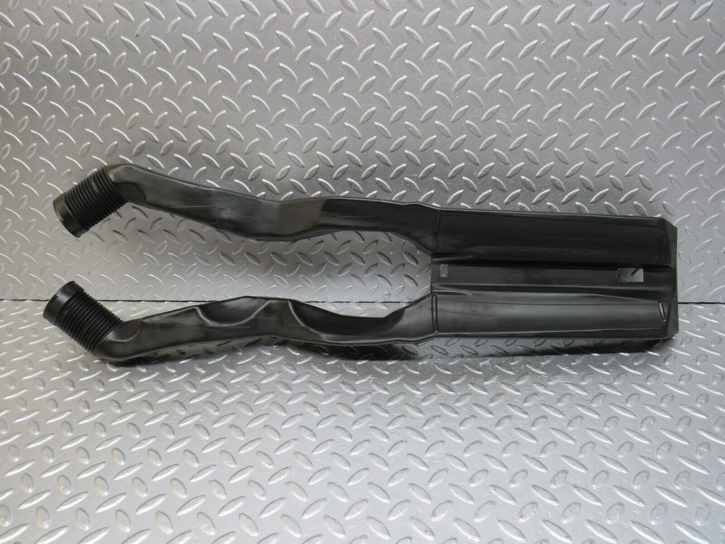 34341 Mercedes-Benz C126 380SEC Coupe Air Duct Heating Pipe 1268310646