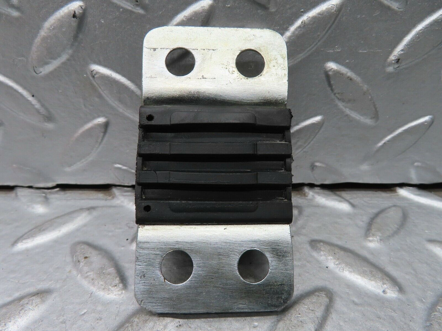 21140 Mercedes-Benz W123 230E Door Lock Latch Right Side