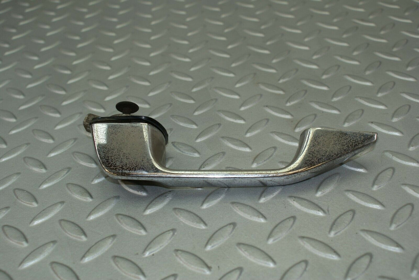 3105 Mercedes-Benz W115 220D Door Handle Rear Right 1157660401