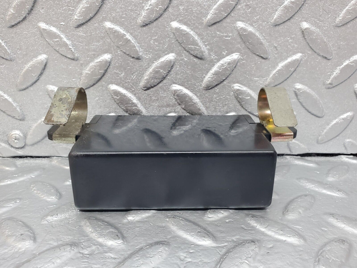 45738 Mercedes-Benz W126 420SE Seat Heating Relay 1268201826
